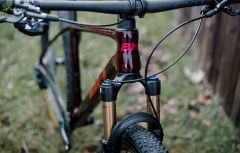 BH BİKES ULTİMATE RC 7.7 ( A7793) SHİMANO XT - FOX 32 SC - KARBON DAĞ BİSİKLETİ NSS