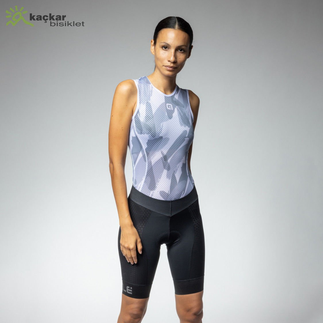 ALE R-EV1 VELOCİTY HD 8H ASKISIZ KISA YAZLIK BAYAN TAYT SİYAH